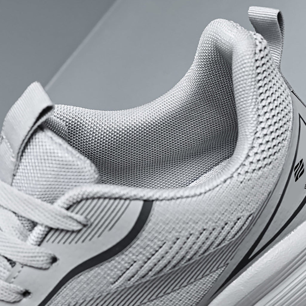 Landstrider Lightweight Wide-Toe Road Running Shoes
