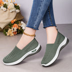 Élise Flyknit Walking Sneakers