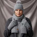 Léa Cable Knit Pom Beanie Scarf Set
