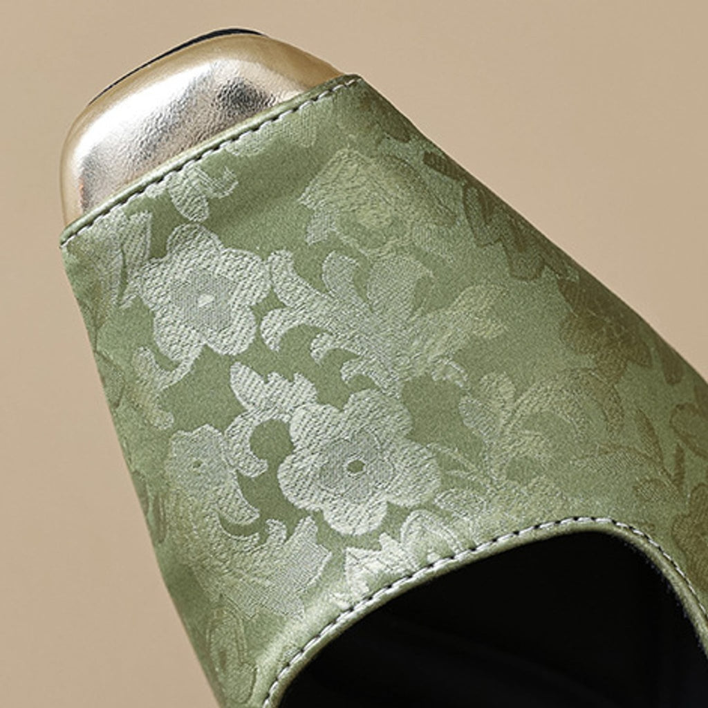 Élise Fleur-de-lis Mary Jane Embroidered Flats