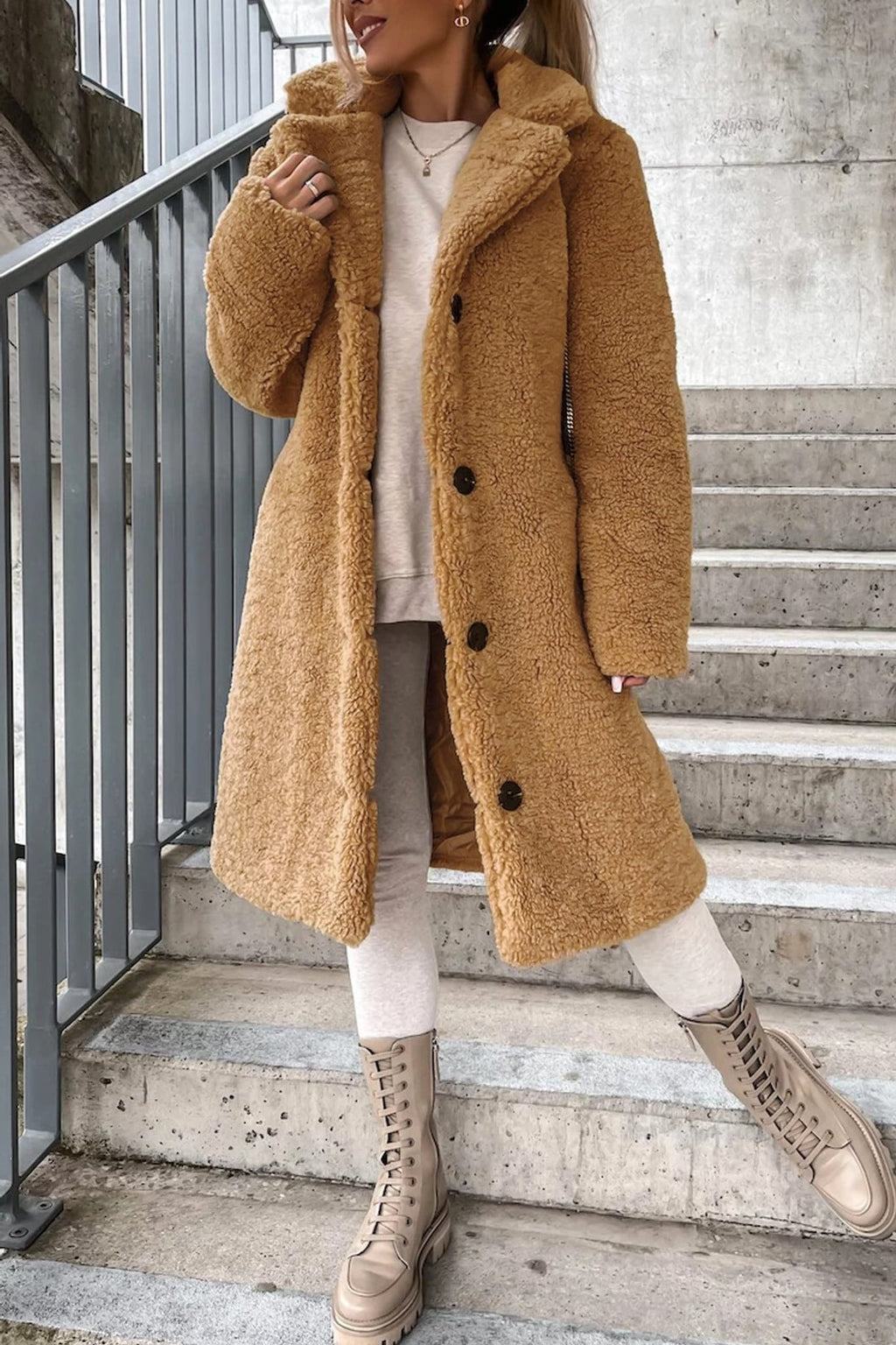 Léa Luxe Plush Lapel Long Coat