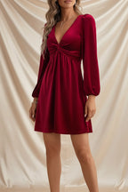 Léa Velvet Long Sleeve Elegant V-Neck Party Dress