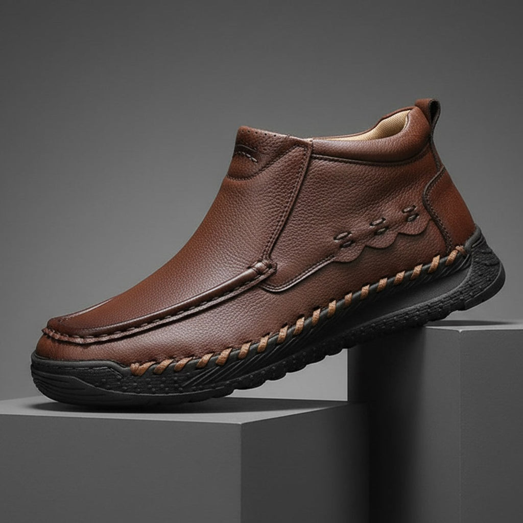 Valor Ridge Moc-Toe Ankle Boot for Men